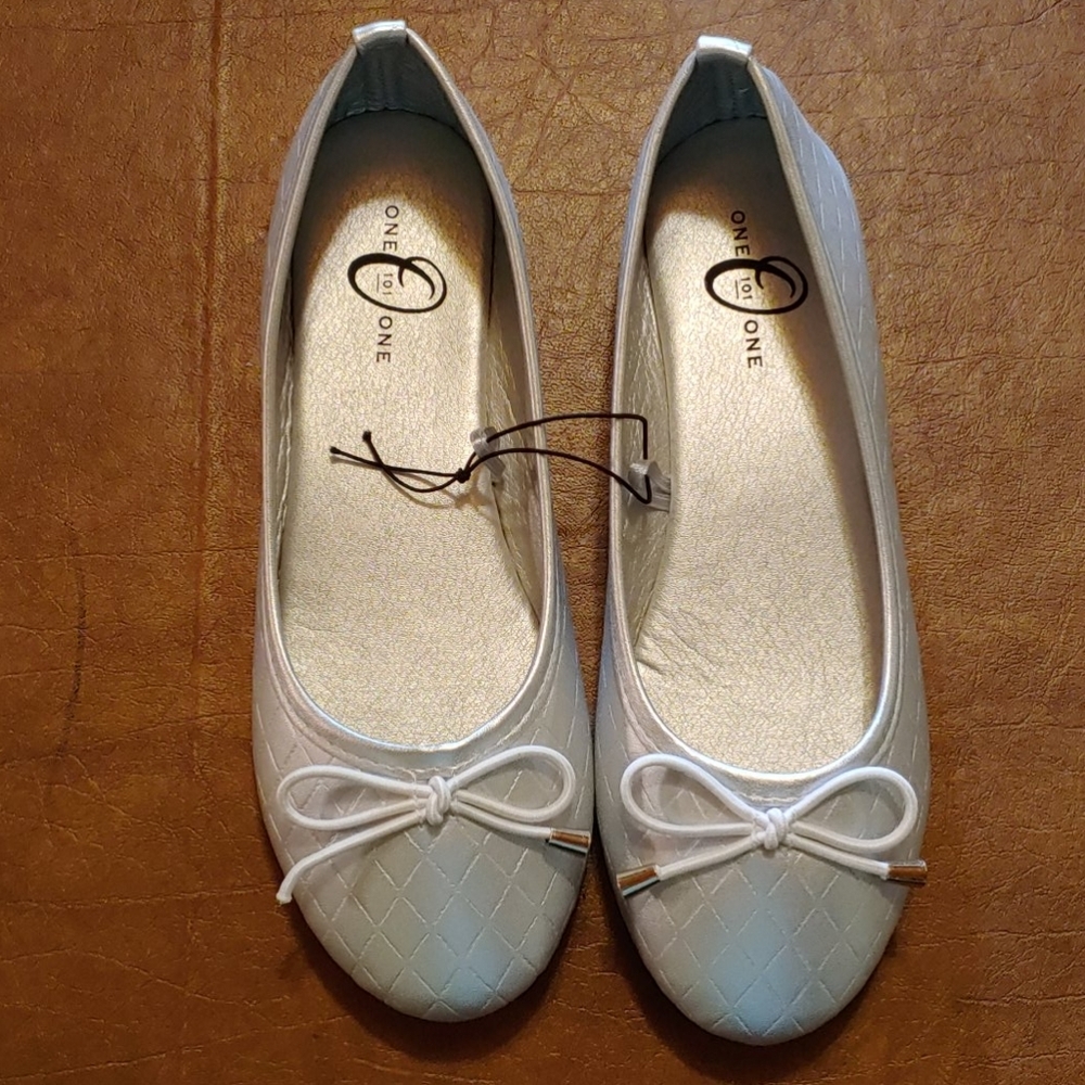 New Silver Ballerina Flats